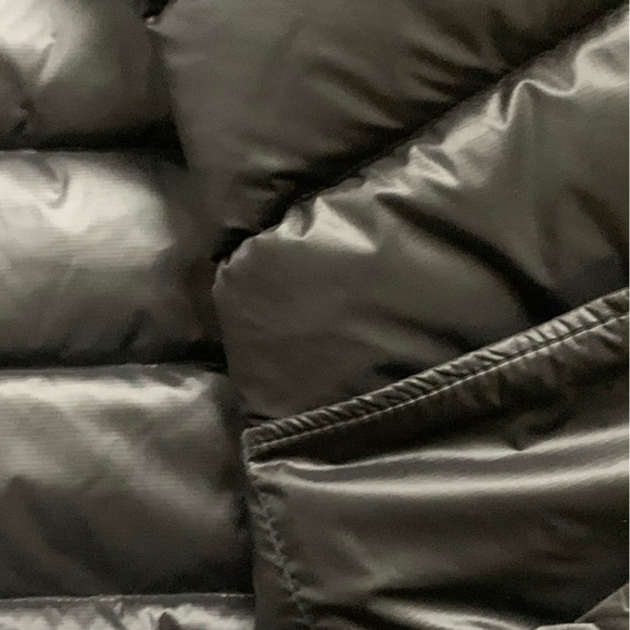 Canada Goose Black Puffer Jacket - Picture 6 of 9